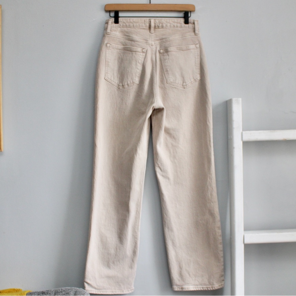 Abercrombie & Fitch Oat Tan Curve Love Ultra High Rise 90s Straight Jean Size 29 - Picture 3 of 8